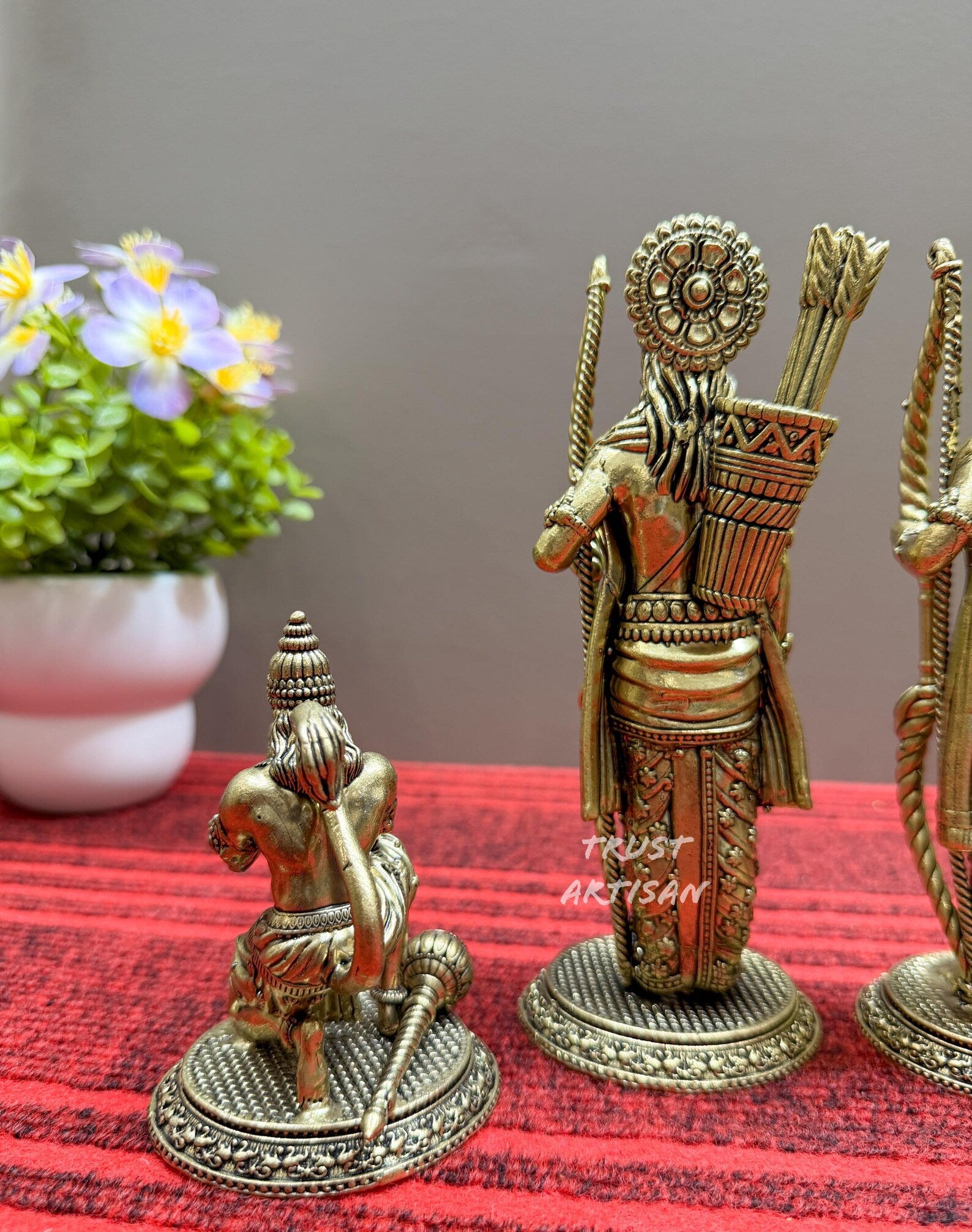 Handcrafted Brass Ram Darbar Set 7" Inch , Lord Ram Family Idol with Hanuman, Ram Lakshman Sita with Hanuman, Ram Darbar Murti Set.